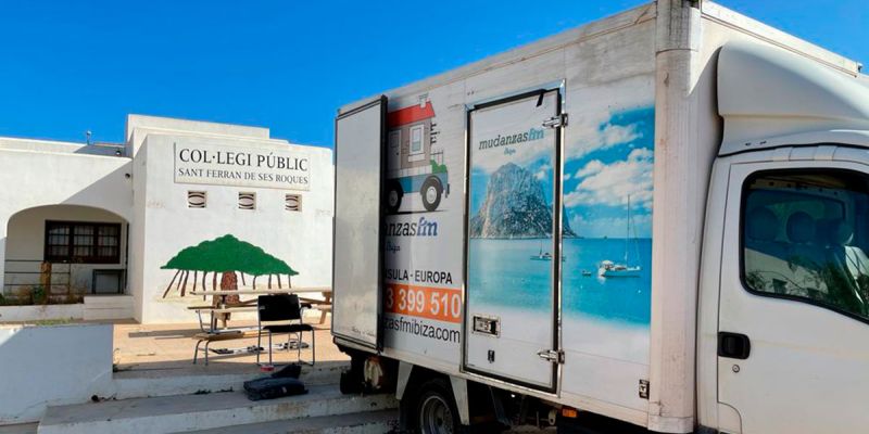 Transporte de 250m3 de mobiliario (Ibiza > Formentera)